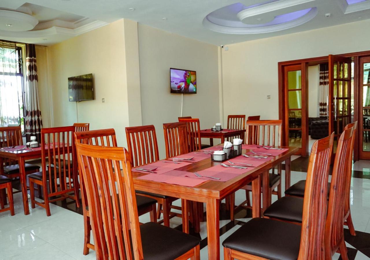 Senator Hotel Arusha Exteriör bild